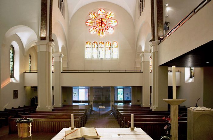 Katholische Kirche St. Joseph Wandsbek